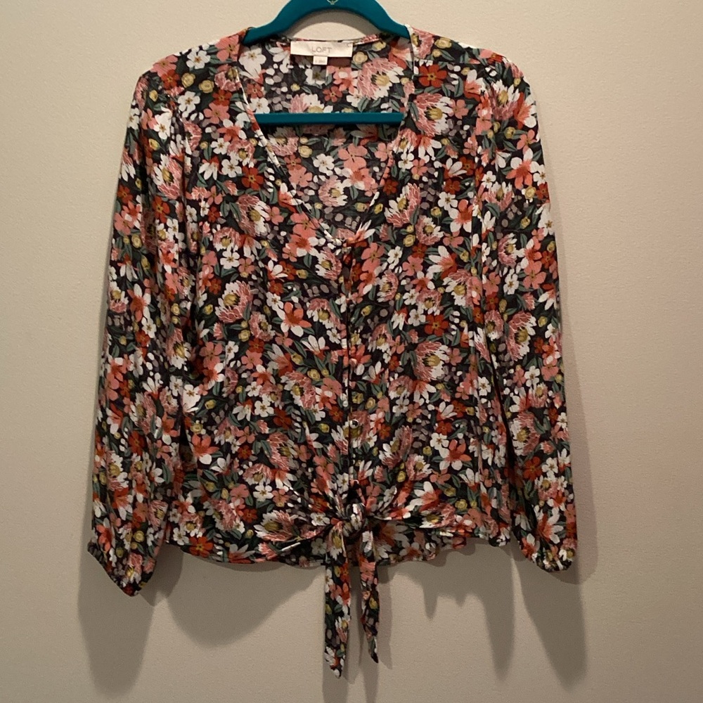 LOFT Floral Tie-Front Blouse in size Small
